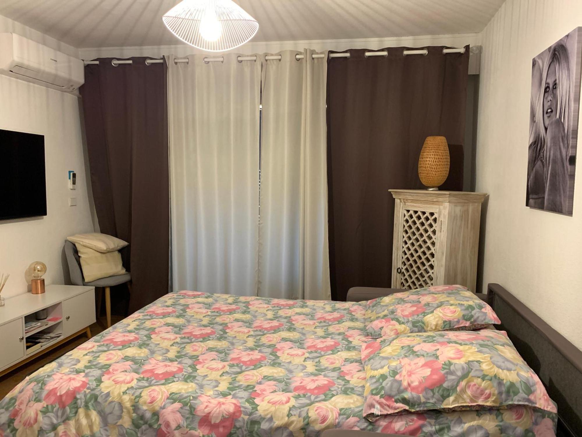Appartement Rue De L'Amarrage A Port Grimaud Avec Terrasse Vue Canaux Et Garage Eksteriør bilde